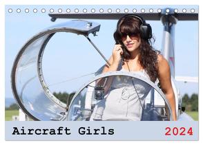 Aircraft Girls 2024 (Tischkalender 2024 DIN A5 quer), CALVENDO Monatskalender von & Film Jasmin Hahn,  Foto