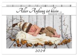 Aller Anfang ist klein – Babykalender mit Noah (Wandkalender 2024 DIN A2 quer), CALVENDO Monatskalender von :: Fotodesign,  HETIZIA