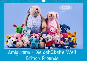 Amigurumi – Die gehäkelte Welt Freunde (Wandkalender 2020 DIN A3 quer) von Sommer Fotografie,  Sven