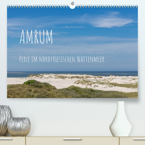 Amrum – Perle im nordfriesischen Wattenmeer (Premium, hochwertiger DIN A2 Wandkalender 2023, Kunstdruck in Hochglanz) von Simone Flach,  Sandra