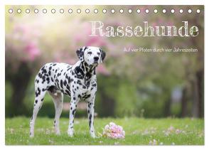Auf vier Pfoten durch vier Jahreszeiten – Rassehunde (Tischkalender 2024 DIN A5 quer), CALVENDO Monatskalender von Moswald,  Ulla