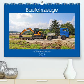 Baufahrzeuge auf der Baustelle (Premium, hochwertiger DIN A2 Wandkalender 2023, Kunstdruck in Hochglanz) von Geiger,  Günther