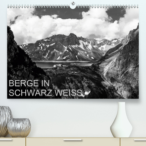 BERGE IN SCHWARZ WEISS (Premium, hochwertiger DIN A2 Wandkalender 2021, Kunstdruck in Hochglanz) von Dzikowski,  Thomas