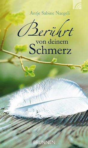 Berührt von deinem Schmerz von Naegeli,  Antje Sabine, plainpicture GmbH & Co. KG