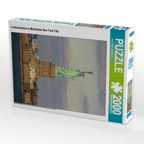 CALVENDO Puzzle Freiheitsstatue in Manhattan New York City 2000 Teile Lege-Größe 67 x 90 cm Foto-Puzzle Bild von Jana Thiem-Eberitsch