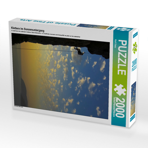 CALVENDO Puzzle Klettern im Sonnenuntergang 2000 Teile Lege-Größe 67 x 90 cm Foto-Puzzle Bild von Rolf Dietz