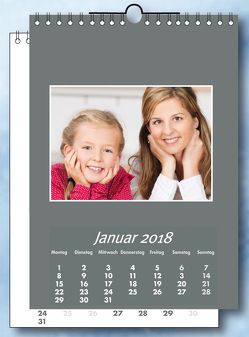 Fotokalender und Bastelkalender 2019 GRAU 12 Monatsblätter und neutralem Deckblatt. Format 21×30 cm.Für Fotos 13×18 cm Hoch und Quer.