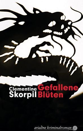 Gefallene Blüten von Skorpil,  Clementine