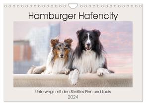 Hamburger Hafencity – Unterwegs mit den Shelties Finn und Louis (Wandkalender 2024 DIN A4 quer), CALVENDO Monatskalender von Teßen,  Sonja