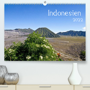 Indonesien (Premium, hochwertiger DIN A2 Wandkalender 2022, Kunstdruck in Hochglanz) von Leonhardy,  Thomas
