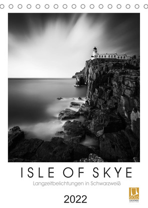 Isle of Skye – Langzeitbelichtungen in Schwarzweiß (Tischkalender 2022 DIN A5 hoch) von Bichler,  Thomas