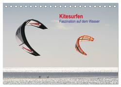 Kitesurfen – Faszination auf dem Wasser (Tischkalender 2024 DIN A5 quer), CALVENDO Monatskalender von Peitz,  Martin