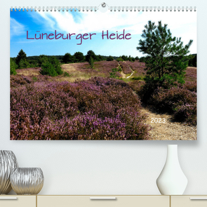 Lüneburger Heide (Premium, hochwertiger DIN A2 Wandkalender 2023, Kunstdruck in Hochglanz) von Pompsch,  Heinz