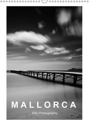 Mallorca in schwarz – weiss (Wandkalender 2018 DIN A3 hoch) von Photography,  Silly