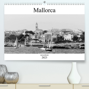 Mallorca monochrom (Premium, hochwertiger DIN A2 Wandkalender 2023, Kunstdruck in Hochglanz) von happyroger