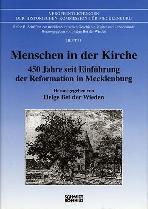 Menschen in der Kirche von Wieden,  Helge bei der