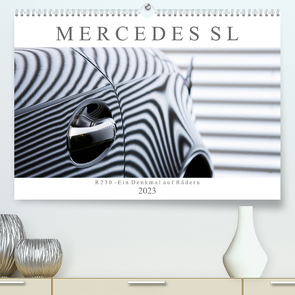 Mercedes SL R230 – Ein Denkmal auf Rädern (Premium, hochwertiger DIN A2 Wandkalender 2023, Kunstdruck in Hochglanz) von Schürholz,  Peter