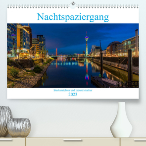 Nachtspaziergang (Premium, hochwertiger DIN A2 Wandkalender 2023, Kunstdruck in Hochglanz) von Wege / twfoto,  Thorsten