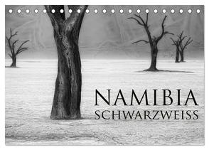 Namibia schwarzweiß (Tischkalender 2024 DIN A5 quer), CALVENDO Monatskalender von Voss,  Michael