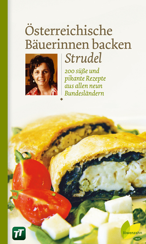 Österreichische Bäuerinnen backen Strudel