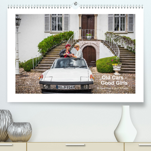 Old Cars – Good Girls (colour) (Premium, hochwertiger DIN A2 Wandkalender 2022, Kunstdruck in Hochglanz) von Klein und Gabi Schweer,  Petra