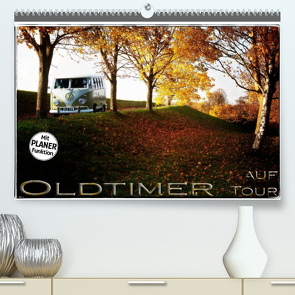 Oldtimer auf Tour (Premium, hochwertiger DIN A2 Wandkalender 2023, Kunstdruck in Hochglanz) von Adams foto-you.de,  Heribert