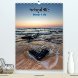 Portugal – Die Magie des Lichts (Premium, hochwertiger DIN A2 Wandkalender 2023, Kunstdruck in Hochglanz) von Comninos,  Paraskevas