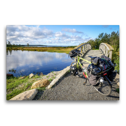 Premium Textil-Leinwand 75 x 50 cm Quer-Format Ostsee Radreise: Holzbrücke bei Kemi, Finnisch-Lappland | Wandbild, HD-Bild auf Keilrahmen, Fertigbild auf hochwertigem Vlies, Leinwanddruck von Bernd Schadowski