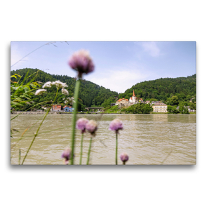 Premium Textil-Leinwand 75 x 50 cm Quer-Format St. Nikola an der Donau, Schifferkirche | Wandbild, HD-Bild auf Keilrahmen, Fertigbild auf hochwertigem Vlies, Leinwanddruck von Hanna Wagner