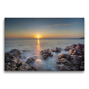 Premium Textil-Leinwand 75 x 50 cm Quer-Format Traumhafter Sonnenaufgang in Fautea | Wandbild, HD-Bild auf Keilrahmen, Fertigbild auf hochwertigem Vlies, Leinwanddruck von Tom Czermak