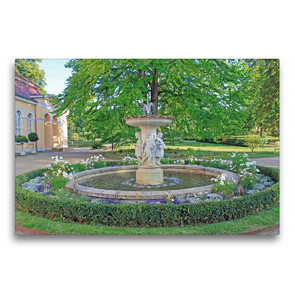 Premium Textil-Leinwand 75 x 50 cm Quer-Format Verträumter Kinderbrunnen von Neustrelitz | Wandbild, HD-Bild auf Keilrahmen, Fertigbild auf hochwertigem Vlies, Leinwanddruck von Konstanze Junghanns