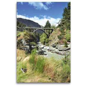 Premium Textil-Leinwand 80 x 120 cm Hoch-Format Queenstown Bridge – South Island | Wandbild, HD-Bild auf Keilrahmen, Fertigbild auf hochwertigem Vlies, Leinwanddruck von Greta Kos