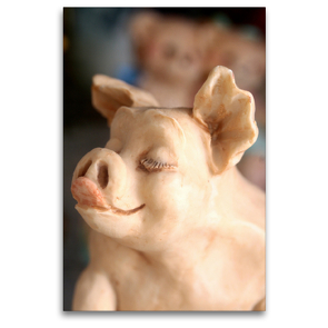 Premium Textil-Leinwand 80 x 120 cm Hoch-Format Selbstverliebtes Schwein, Dekofigur | Wandbild, HD-Bild auf Keilrahmen, Fertigbild auf hochwertigem Vlies, Leinwanddruck von Gisela Kruse