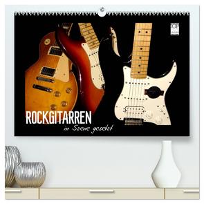 ROCKGITARREN in Szene gesetzt (hochwertiger Premium Wandkalender 2024 DIN A2 quer), Kunstdruck in Hochglanz von Bleicher,  Renate