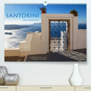 Santorini Fira & Firostefani (Premium, hochwertiger DIN A2 Wandkalender 2023, Kunstdruck in Hochglanz) von Herzog,  Thomas