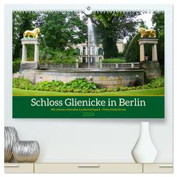 Schloss Glienicke in Berlin – Mit seinem reizvollen Landschaftspark (hochwertiger Premium Wandkalender 2024 DIN A2 quer), Kunstdruck in Hochglanz von Kruse,  Gisela