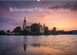 Schweriner Märchenschloss (Wandkalender 2022 DIN A2 quer) von Mueller,  Markus