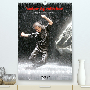 Tanztheater Wuppertal Pina Bausch (Premium, hochwertiger DIN A2 Wandkalender 2020, Kunstdruck in Hochglanz) von Viehoff,  Jochen