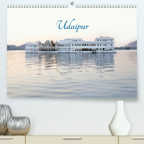 Udaipur (Premium, hochwertiger DIN A2 Wandkalender 2020, Kunstdruck in Hochglanz) von Knobloch,  Victoria