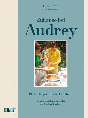 Zuhause bei Audrey von Degen,  Heinrich, Dotti,  Luca, Luigi,  Spinola